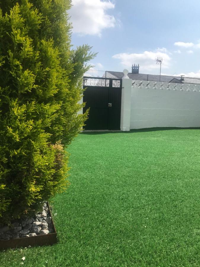 Casa Grande Do Costureiro-Para Grupos En Portomarin Con Terraza Y Vistas Exterior foto