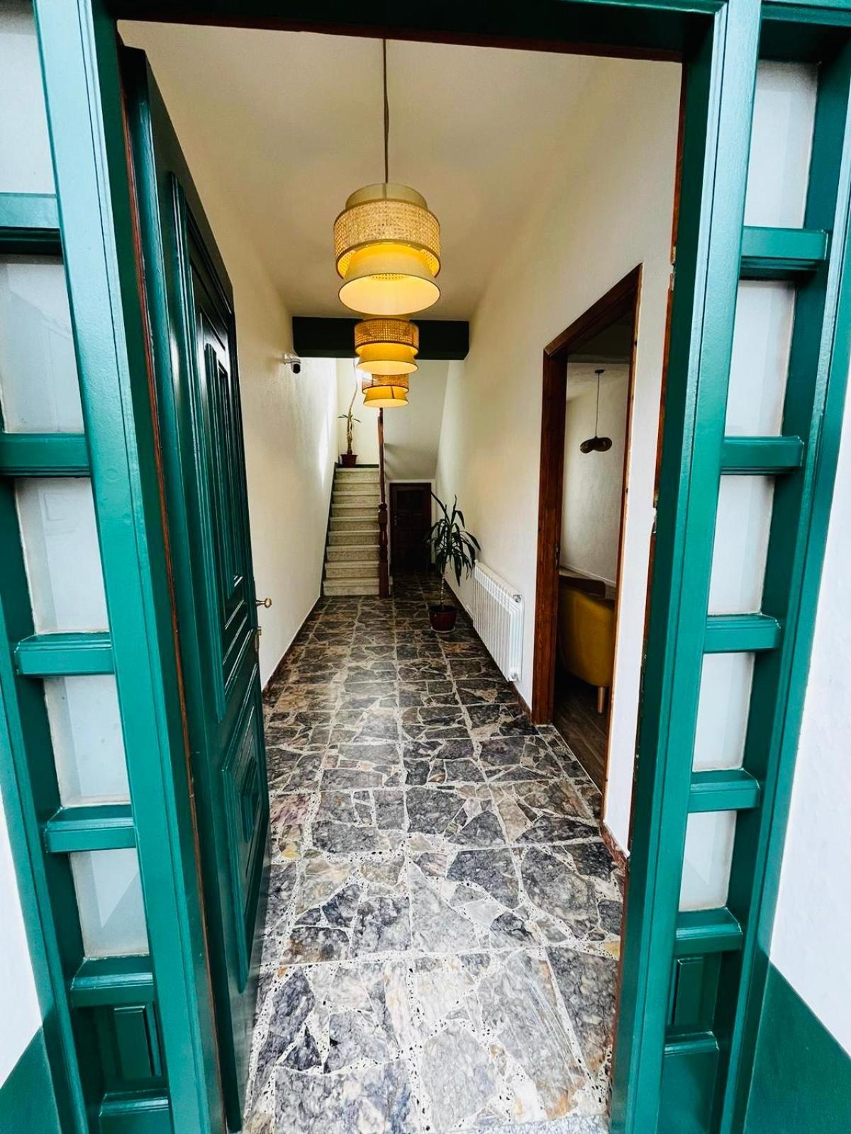 Casa Grande Do Costureiro-Para Grupos En Portomarin Con Terraza Y Vistas Exterior foto
